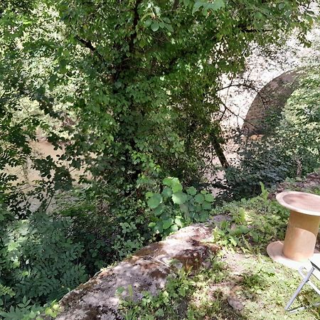 Le Petit Cele Studio Cosy En Bord De Riviere Figeac Exterior foto